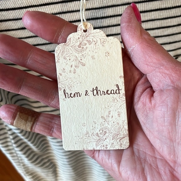 Hem & Thread Women’s Cream and Navy Striped Tee Shirt Dress Size Small NWT - Picture 3 of 10